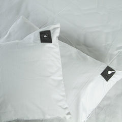 white earthing & grounding pillow